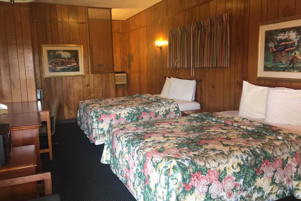 Sky Palace Inn & Suits Of El Dorado Zewnętrze zdjęcie